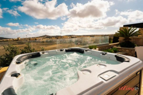 Pet Friendly Penthouse, Rooftop Jacuzzi with Views